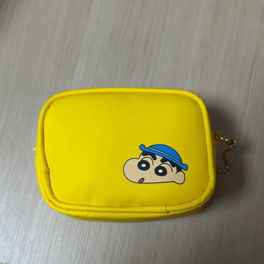 [BUNJANG] The Duck World Crayon Shin-chan Kindergarten Bag Airpods Pouch Keychain / 더키월드 짱구 유치원 가방 에어팟 파우치키링