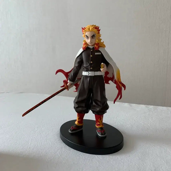 [BUNJANG] Demon Slayer Kyojuro Rengoku Figure / 귀멸의 칼날 렌고쿠 피규어