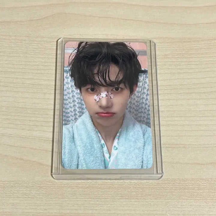 [BUNJANG] ZB1 Zhang Hao Blue Paradise Apple Music Lucky Draw Photocard / 제베원 앤더블 장하오 포카