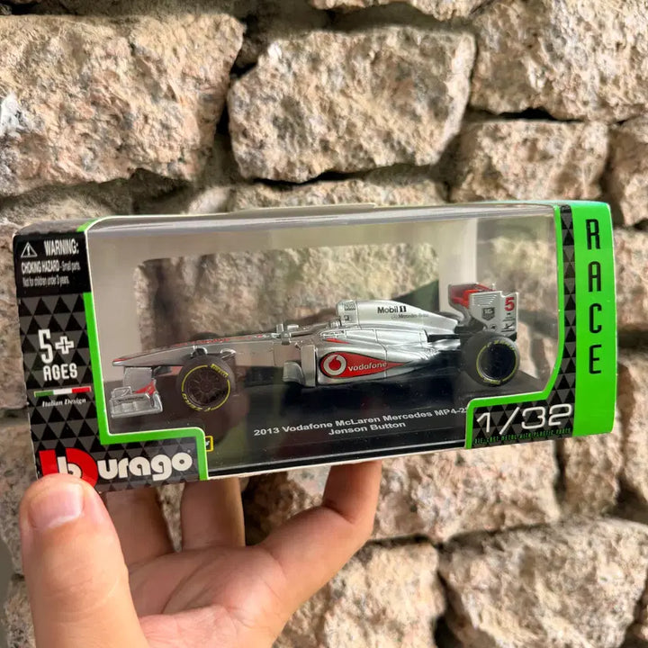 [BUNJANG] Bburago 1/32 McLaren 2013 Button (Acrylic Case) / 부라고 1/32 맥라렌 2013 버튼 (아크릴)