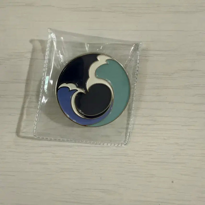 [BUNJANG] MICHU W2RDO Metal Badge / 미츄 W2RDO&