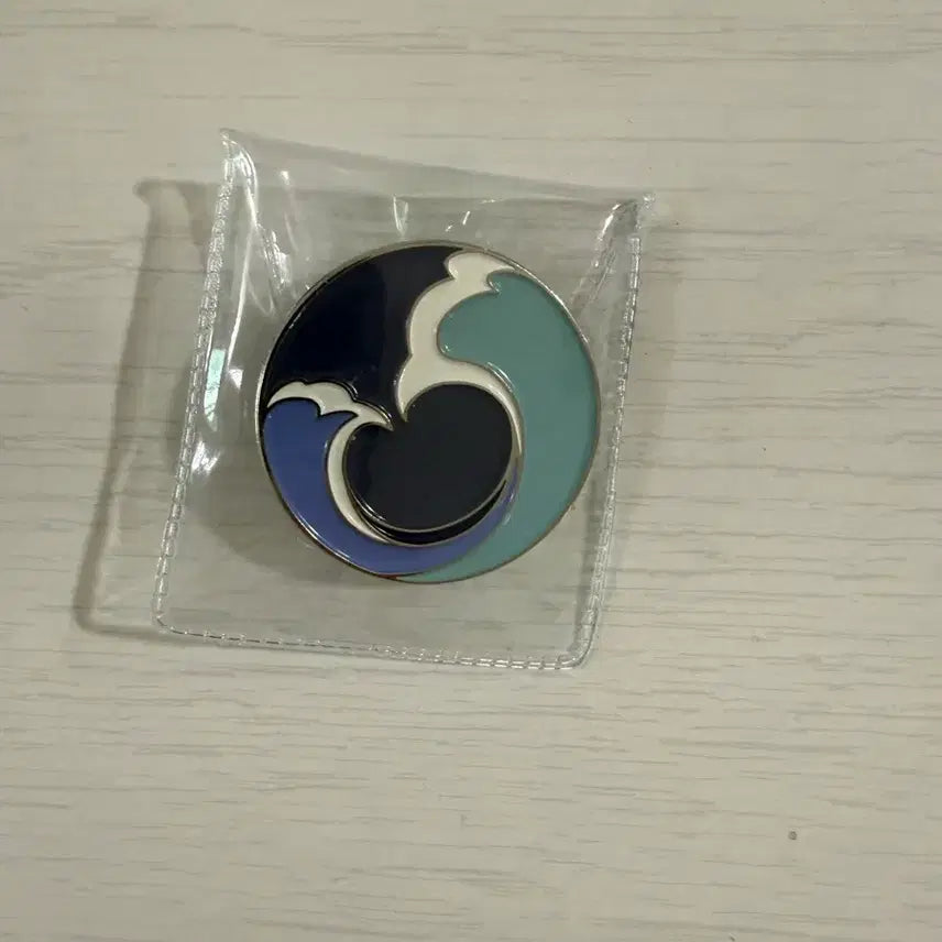 [BUNJANG] MICHU W2RDO Metal Badge / 미츄 W2RDO&