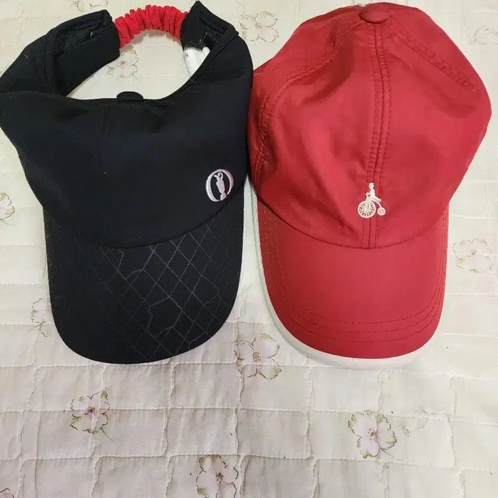 [BUNJANG] Beanpole Golf Cap Hats Bundle (Red/Black) / >>남녀공용<<상태A급 빈폴 골프 캡 모자 2개 일괄(레드/블랙) 팝니다