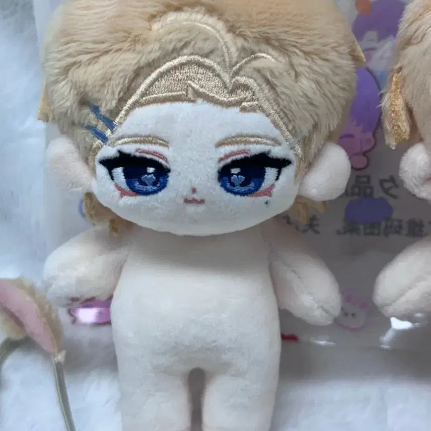 [BUNJANG] PLAVE Noah K-Pop Doll Bundle Set with Ninimal Cape / 플레이브 속성 반짝노아 챱노아 니니멀 케이프 일괄
