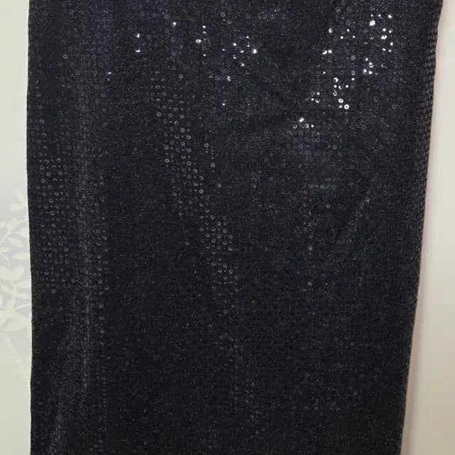 [BUNJANG] Black Sequin Long Skirt / 블랙 스팽글 롱 스커트(66~77)