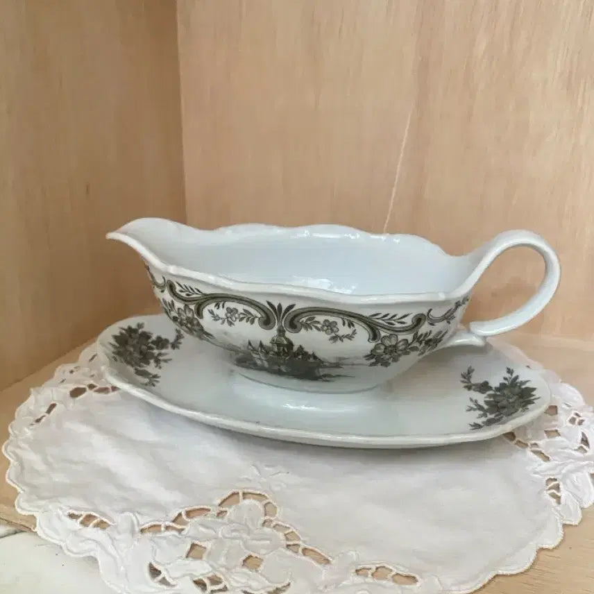 [BUNJANG] Seltmann Weiden Bavaria German Vintage Sauce Boat / 독일 빈티지 젤트만바이덴 바바리아 소스보트