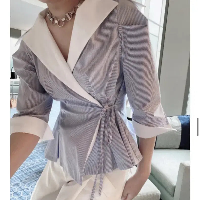 [BUNJANG] myiconic Stripe Wrap Shirt Blouse / 마이아이코 스트라이프 랩 셔츠 블라우스