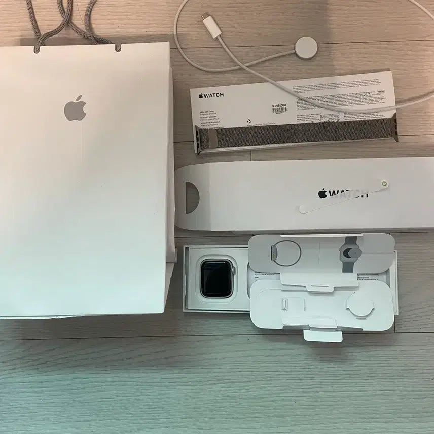 [BUNJANG] Apple Watch SE 3 44mm Starlight / 애플워치 se3 44mm 스타라이트