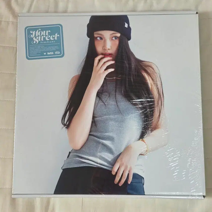 [BUNJANG] NewJeans Hyein Housewayz Sealed Album / 뉴진스 혜인 하우스윗 미개봉앨범