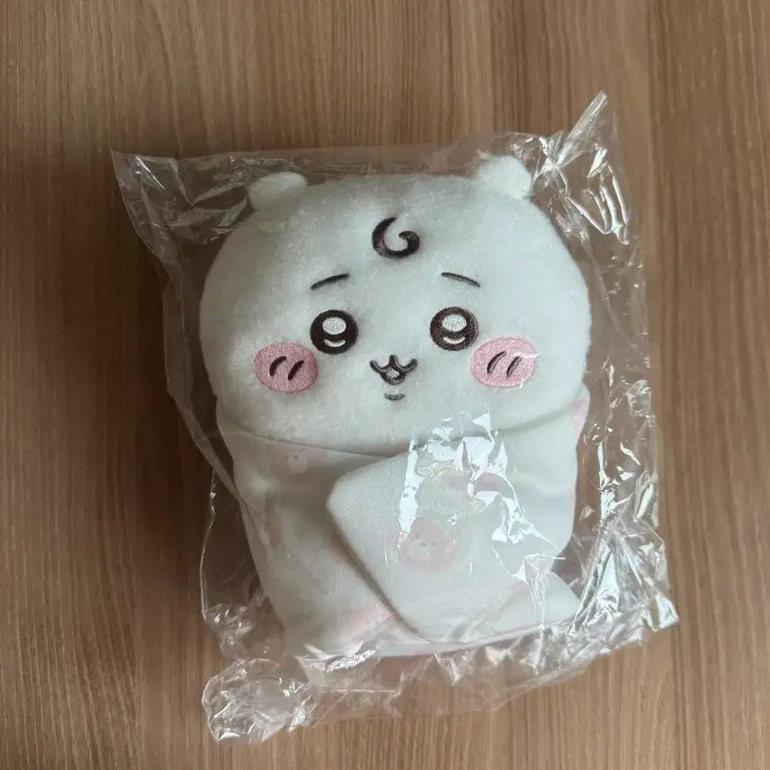 [BUNJANG] Chiikawa Baby Podaegi Plush Doll / (마지막 할인)치이카와 먼작귀 치이카와 베이비 포대기 누이구루미 인형