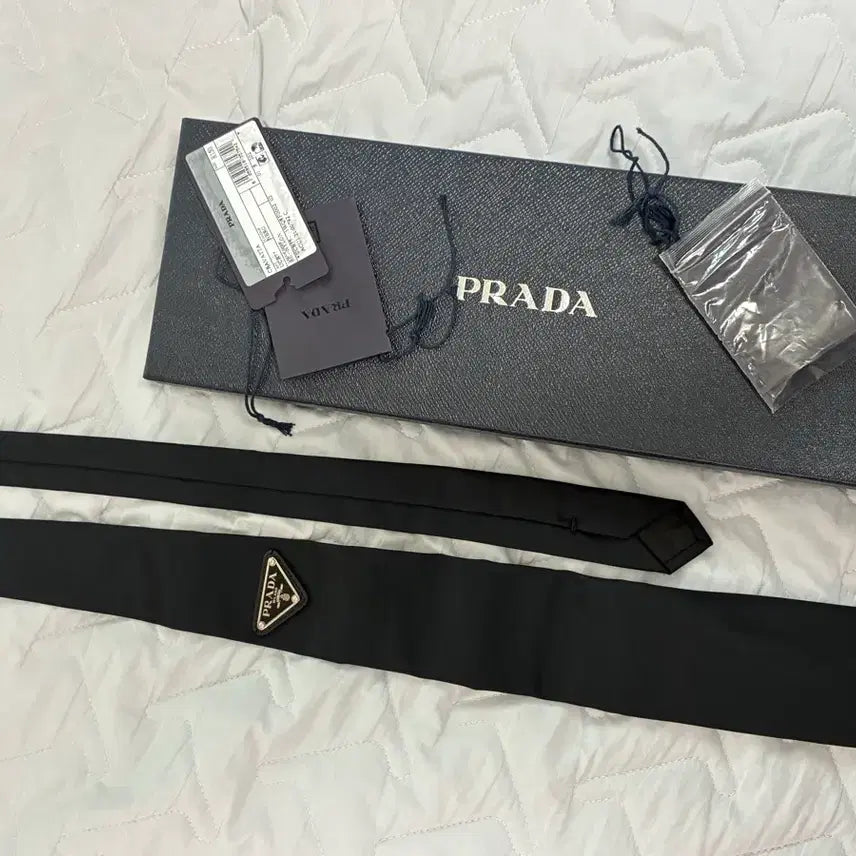 [BUNJANG] Prada Re-Nylon Neck Tie / 프라다 리나일론 넥타이