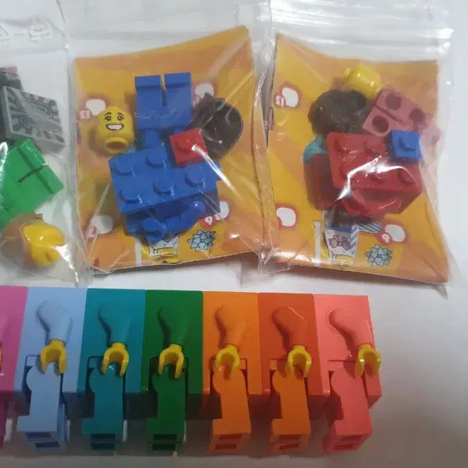 [BUNJANG] LEGO BrickAlive Minifigure Set (10 Types) / 레고 브릭알바 10종 전종 새상품