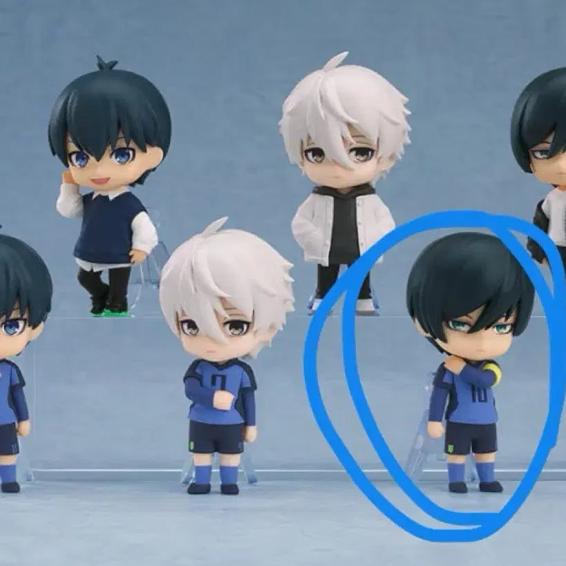 [BUNJANG] Blue Lock Itoshi Rin Nendoroid (Sealed) Sportswear Version / (미개봉)블루록 이토시 린 경기복 서프라이즈 넨도로이드 블루록 미니넨도