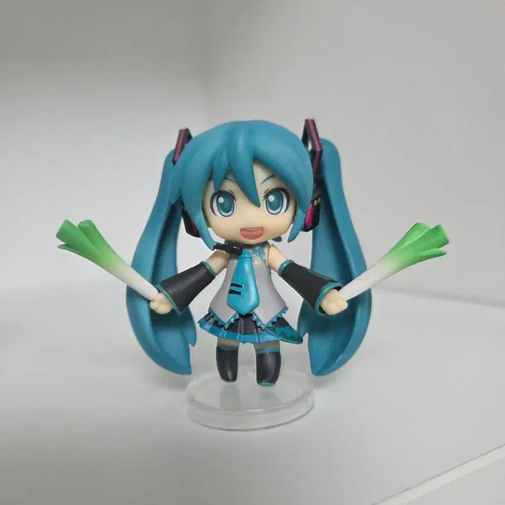 [BUNJANG] Vocaloid Hatsune Miku Nendoroid Puchi Figure / 보컬로이드 하츠네 미쿠 넨도로이드 푸치 넨도 피규어 파 고전 미소녀