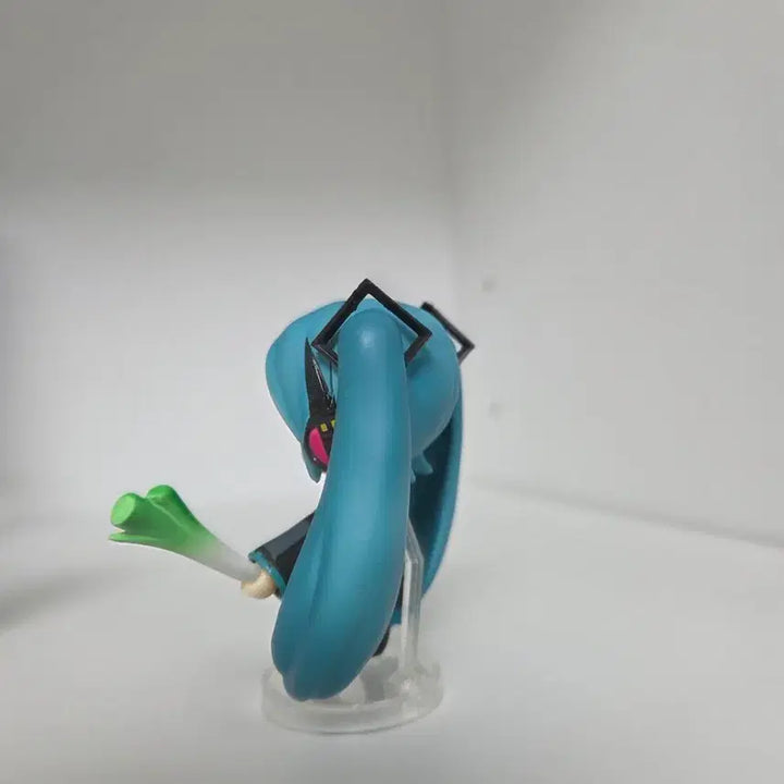 [BUNJANG] Vocaloid Hatsune Miku Nendoroid Puchi Figure / 보컬로이드 하츠네 미쿠 넨도로이드 푸치 넨도 피규어 파 고전 미소녀