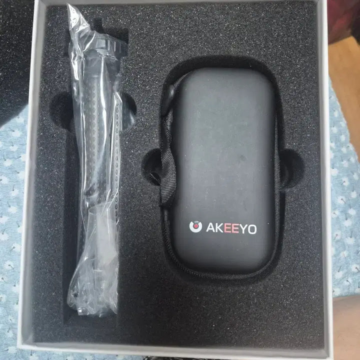 [BUNJANG] AKYEYO AKY-M1Pro Camcorder with SD Card / 새상품 SD카드 포함 AKYEYO AKY-M1Pro