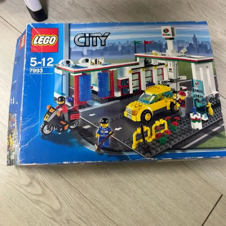 [BUNJANG] Lego City Gas Station 7993 / 레고 시티 주유소 7993