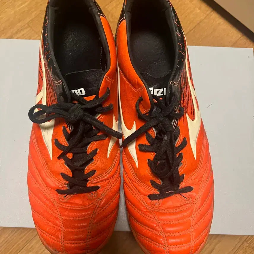 [BUNJANG] Mizuno Morelia Neo KL AS Futsal/Soccer Cleats (275mm) / 미즈노 모렐리아 네오 KL AS 풋살화/축구화  (275)