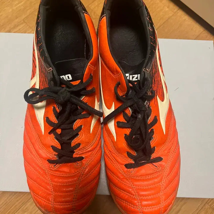 [BUNJANG] Mizuno Morelia Neo KL AS Futsal/Soccer Cleats (275mm) / 미즈노 모렐리아 네오 KL AS 풋살화/축구화  (275)