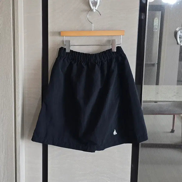 [BUNJANG] Beanpole Skirt Pants (140-150) / 빈폴 바스락 치마바지 140-150