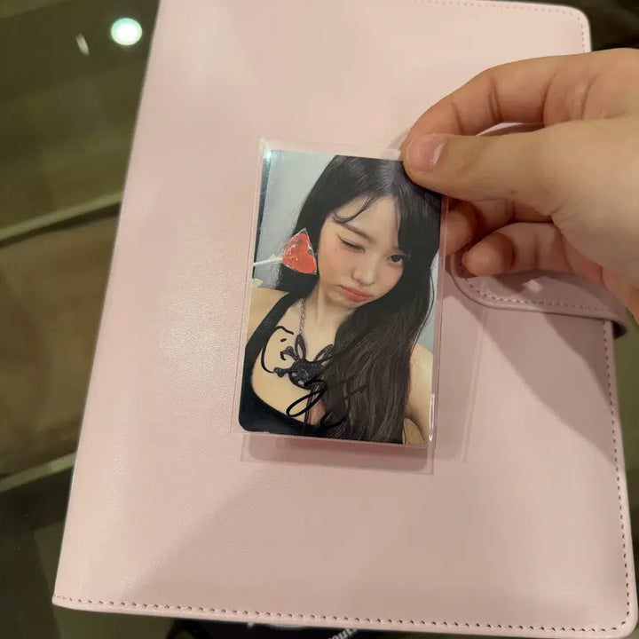 [BUNJANG] IVE Jang Wonyoung Secret Makestar Lucky Draw Autographed Photocard (Heart Candy Ver.) / 아이브 장원영 시크릿 메이크스타(하트사탕ver)영통팬싸 싸인포카(정품)