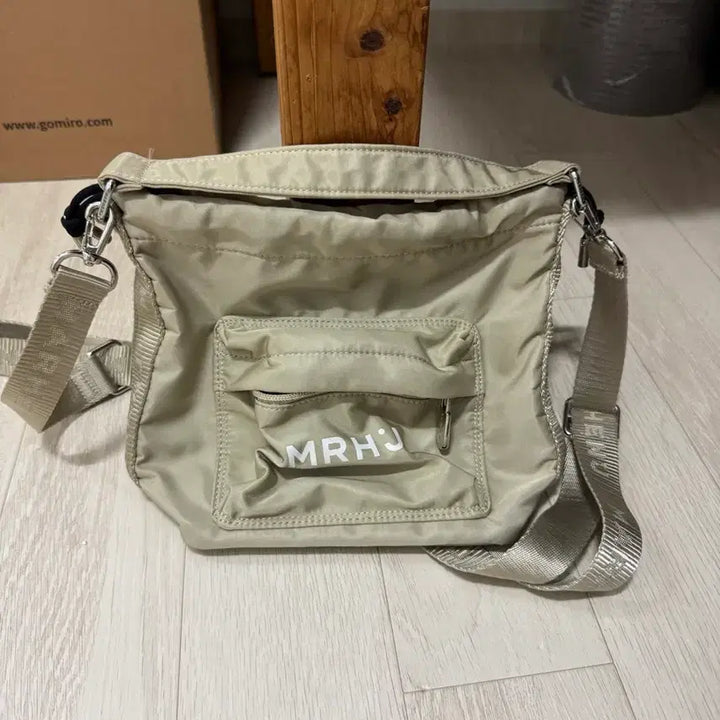 [BUNJANG] MRHJ Shoulder Bag Beige / MRHJ 숄더백 베이지