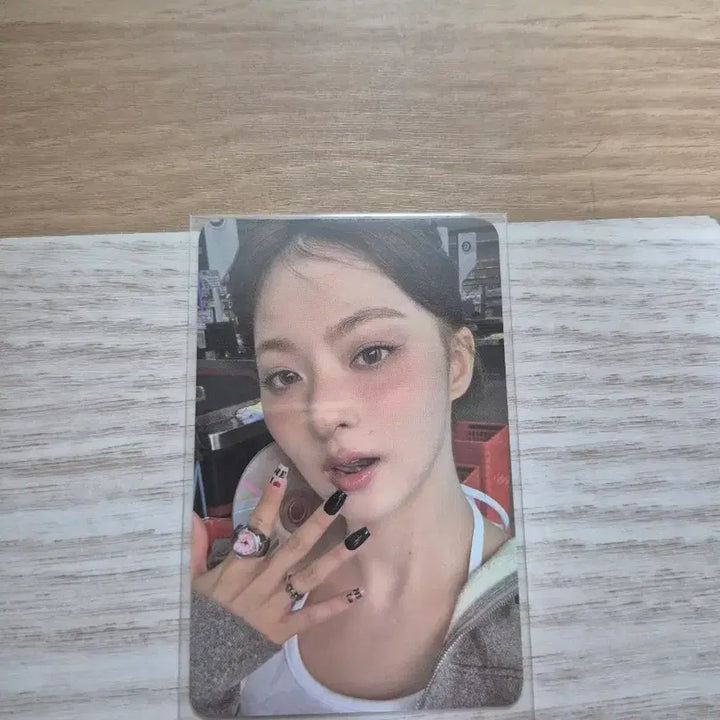 [BUNJANG] fromis_9 Nakyung Lucky Charm Binder Photocard / 프로미스나인 이나경 랔유베 팝업 바인더 포카