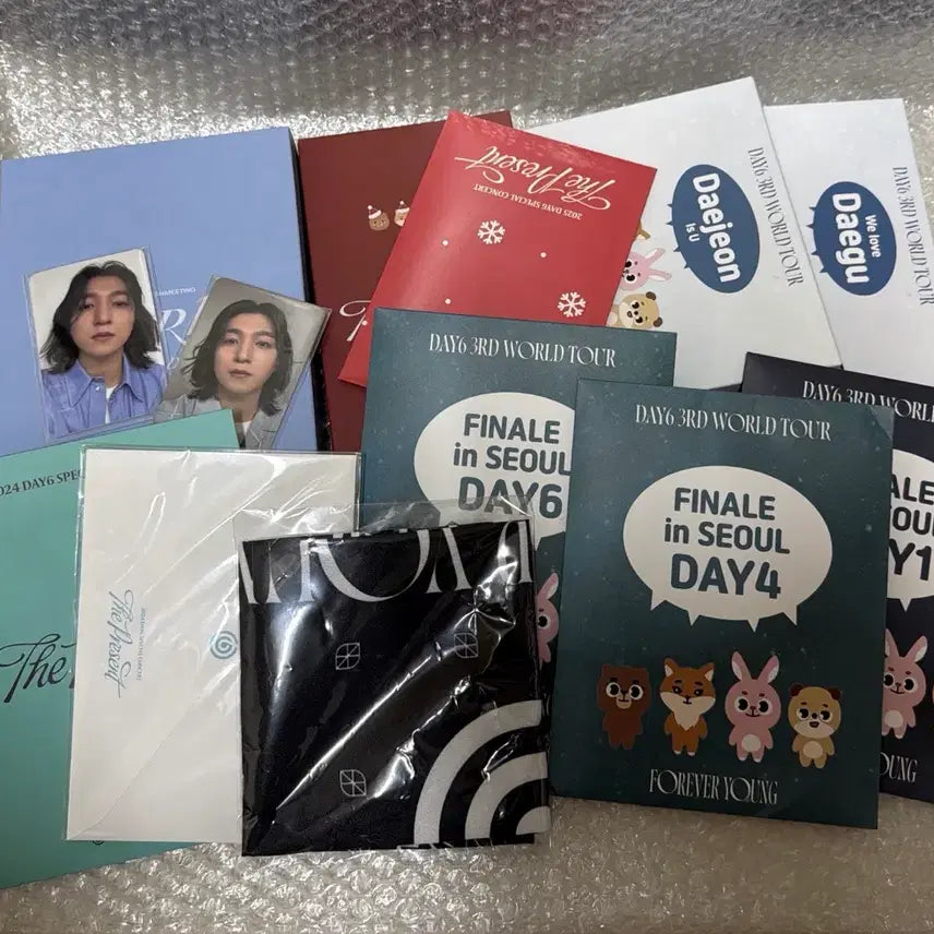 [BUNJANG] DAY6 Madzone Bundle Set / 데이식스 DAY6 입장 기프트 마데존 일괄