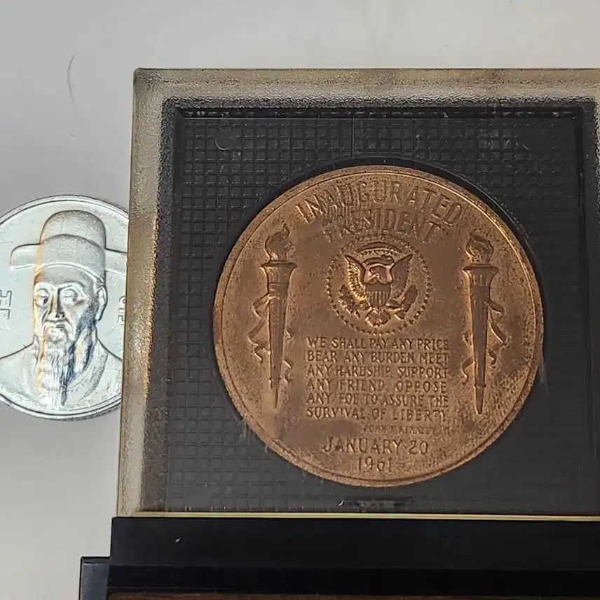 [BUNJANG] John F. Kennedy Commemorative Medal / 존 F 케네디 기념 메달