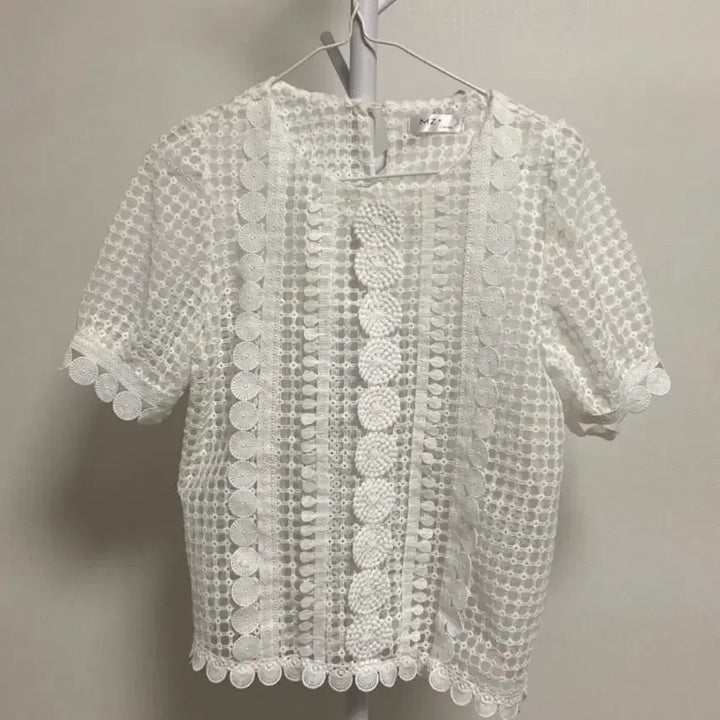 [BUNJANG] Sheer White Blouse with Punching Detail / 시스루 블라우스 여성 화이트 블라우스 펀칭블라우스