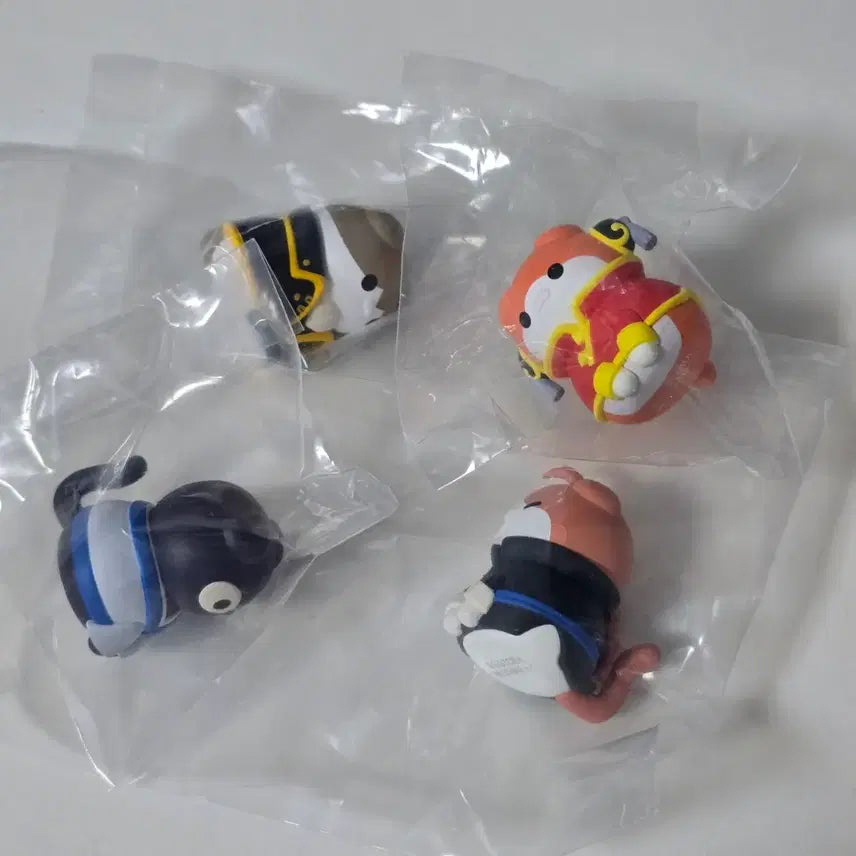 [BUNJANG] Gintama Shinpachi Kagura Kamui Okita Sougo Megahouse Sealed Merchandise Set / 은혼 신파치 카구라 카무이 오키타 소고 메가캣 미개봉 굿즈