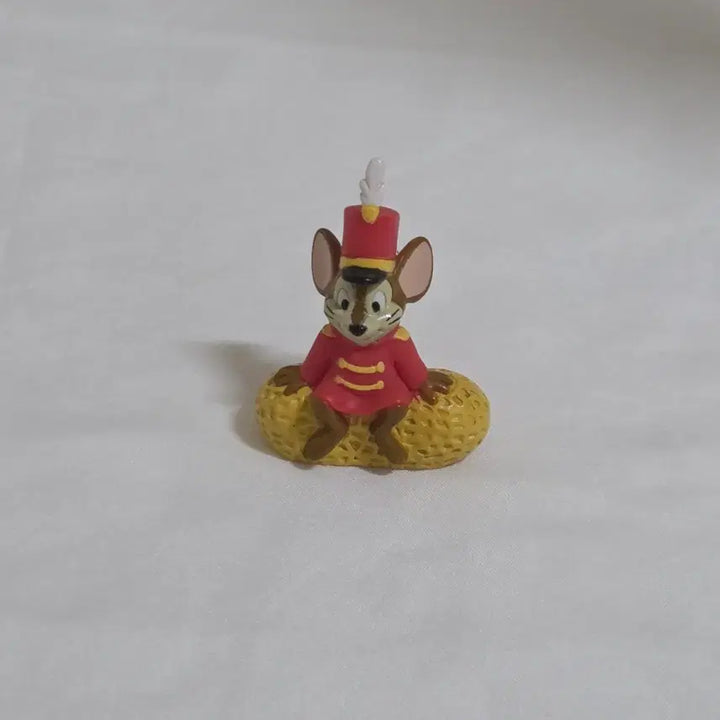 [BUNJANG] Disney Dumbo Timothy Q. Mouse "Chokomi" Figure / 고전 디즈니 덤보 티모시 쪼꼬미 피규어