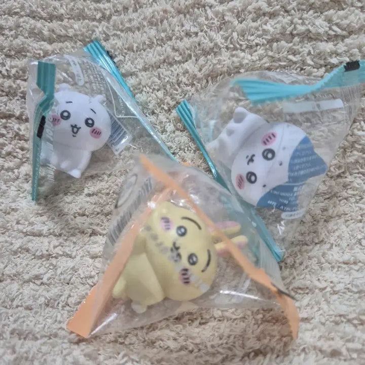 [BUNJANG] Chiikawa Mini Figure 3-Set / 치이카와 미니 피규어 3종 세트