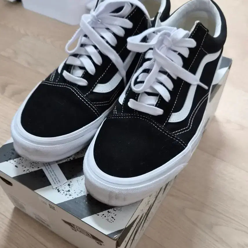 [BUNJANG] Vans Vault OG Old Skool LX Black / 반스 볼트 OG 올드스쿨 LX 블랙 285