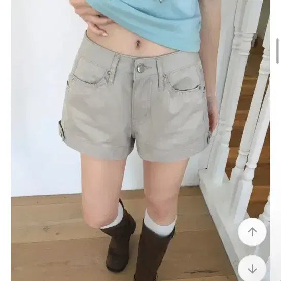 [SOLD OUT] 에이블리 연베이지 숏 팬츠 반바지