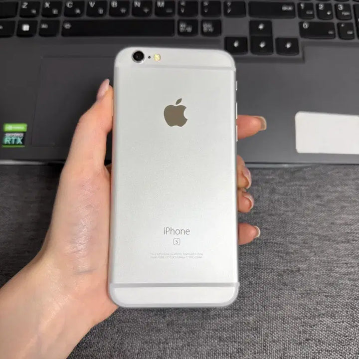 [BUNJANG] Apple iPhone 6s 16GB Silver (Refurbished) / G51 s급 아이폰6s 16기가 무음