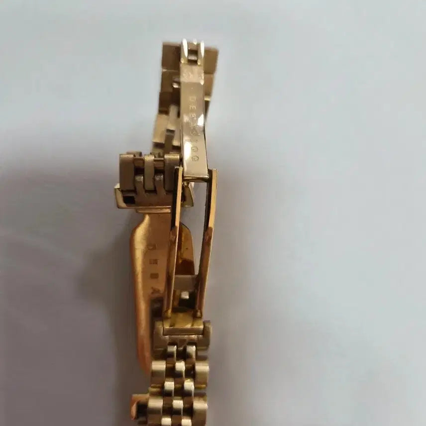 [BUNJANG] DEBBASCO Gold Plated Bracelet / 드바스크 금장 팔찌 급처