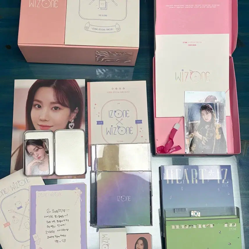 [BUNJANG] IZ*ONE Wizone 2nd Generation Kit + Heart*Iz Album / 아이즈원 위즈원 2기 키트 + 하트아이즈 앨범