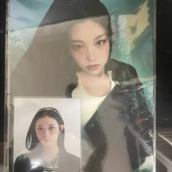 [BUNJANG] NewJeans Haerin Coaster / 뉴진스 해린 책받침 판매합니다!!