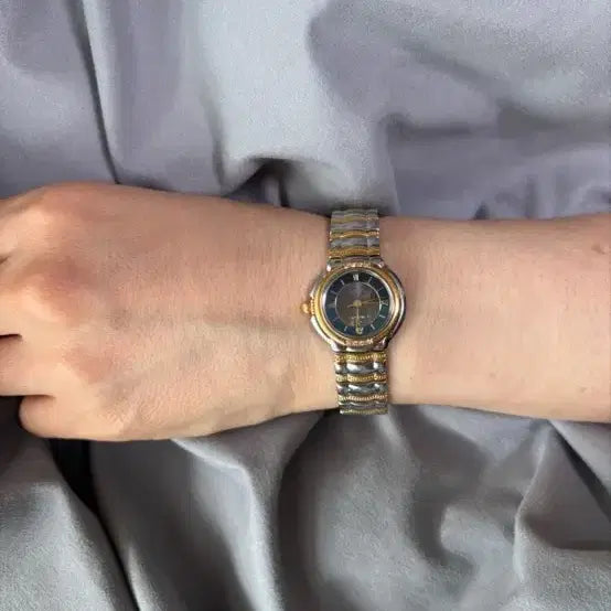 [SOLD OUT] 카리타스 18k 다이아세팅 빈티지 시계