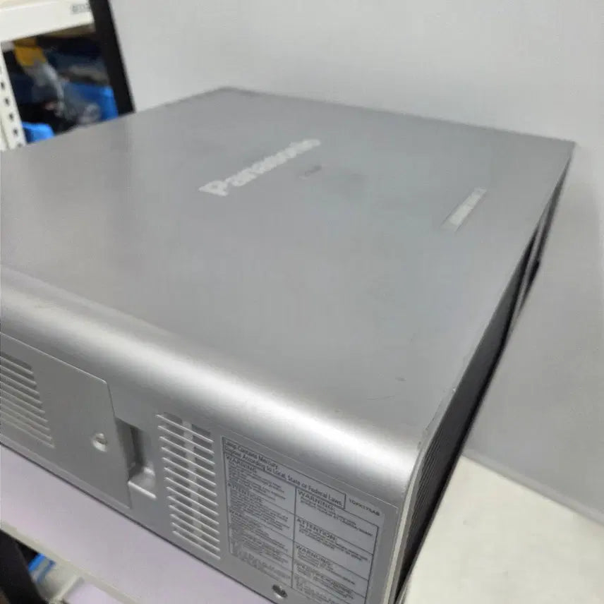 [SOLD OUT] 고안시 DLP 6500안시 빔프로젝터 파나소닉 PT-D6000 듀얼램프