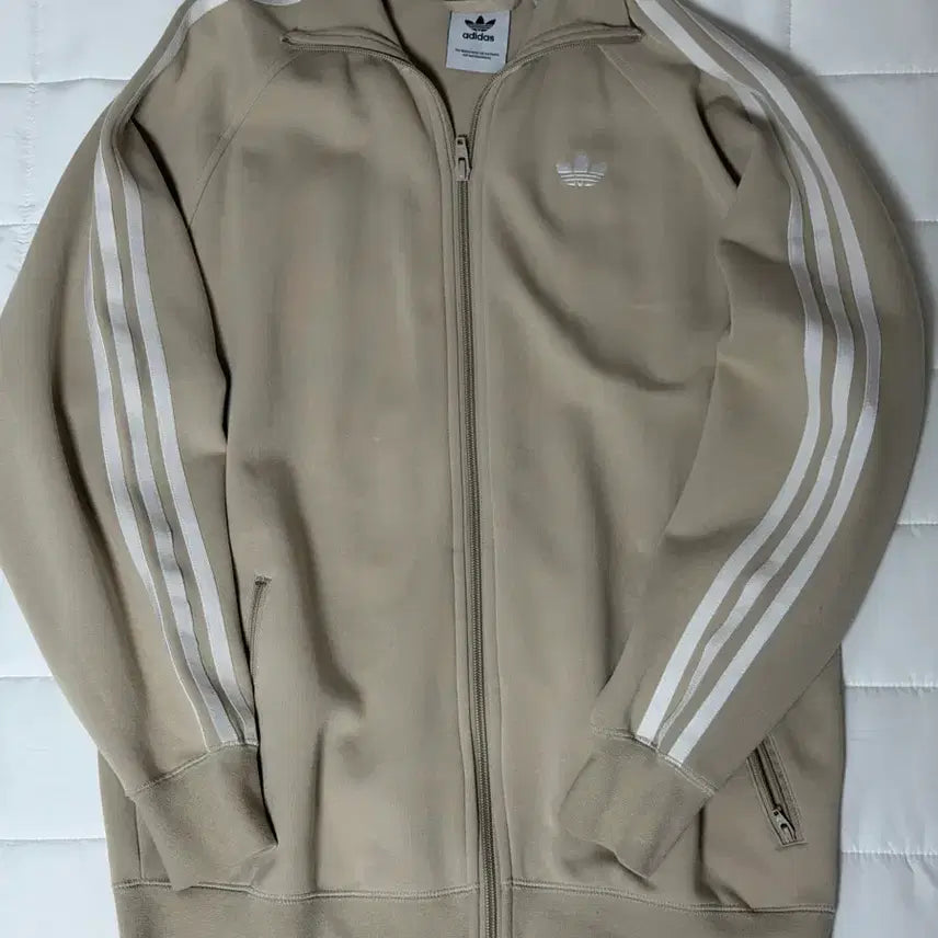 [SOLD OUT] 아디다스 베이지 스케이트 져지 XS