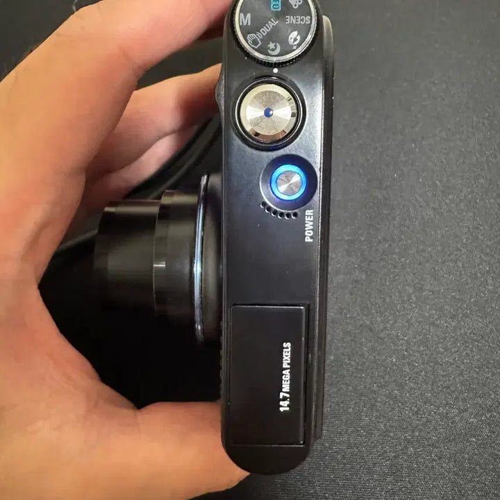 [SOLD OUT] 삼성 VLUU NV100HD 블랙디카