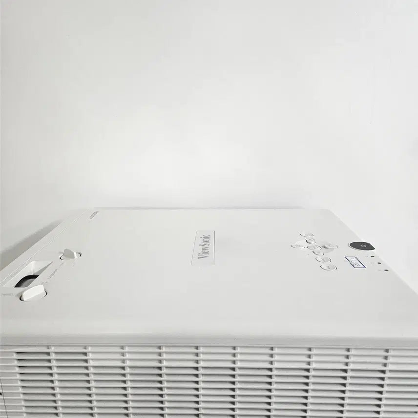 [SOLD OUT] 뷰소닉 LS800WU 레이저 프로젝터 판매합니다.
