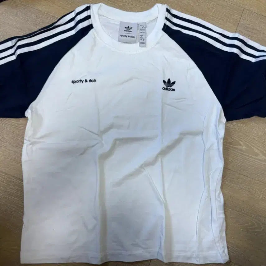 [BUNJANG] Adidas x Sporty &amp; Rich T-Shirt White Night Indigo L / L)아디다스 x 스포티앤리치 티셔츠 화이트 나이트 인디고