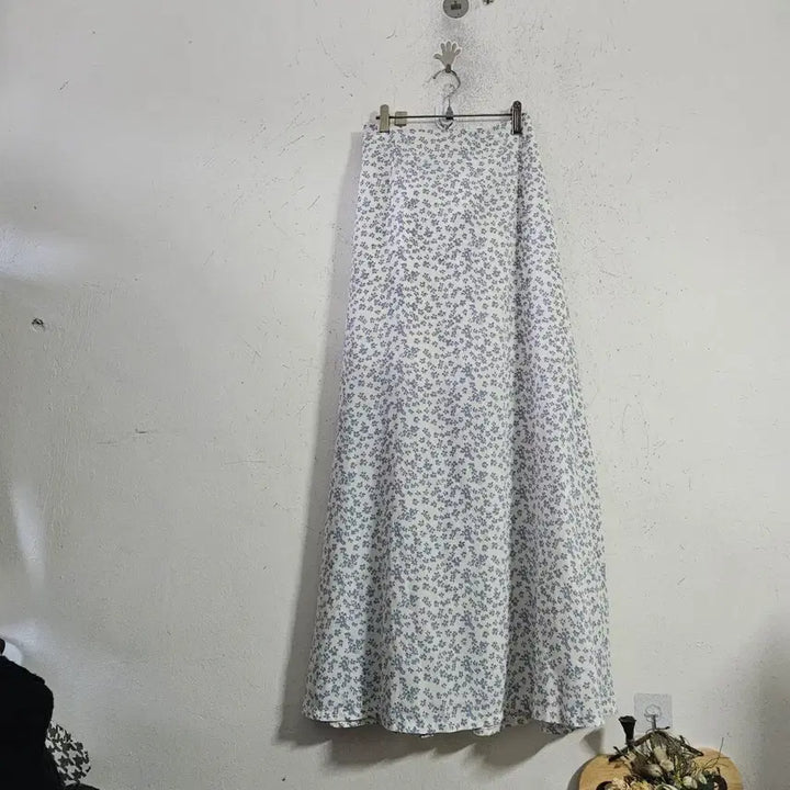 [BUNJANG] Floral Pattern Long Skirt / 플로럴 패턴 롱 스커트26