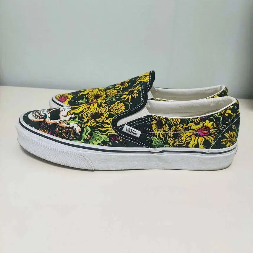 [BUNJANG] Vans Skull Custom Classic Slip-On / 반스 해골 커스텀 클래식 슬립온/280/구제24시/이