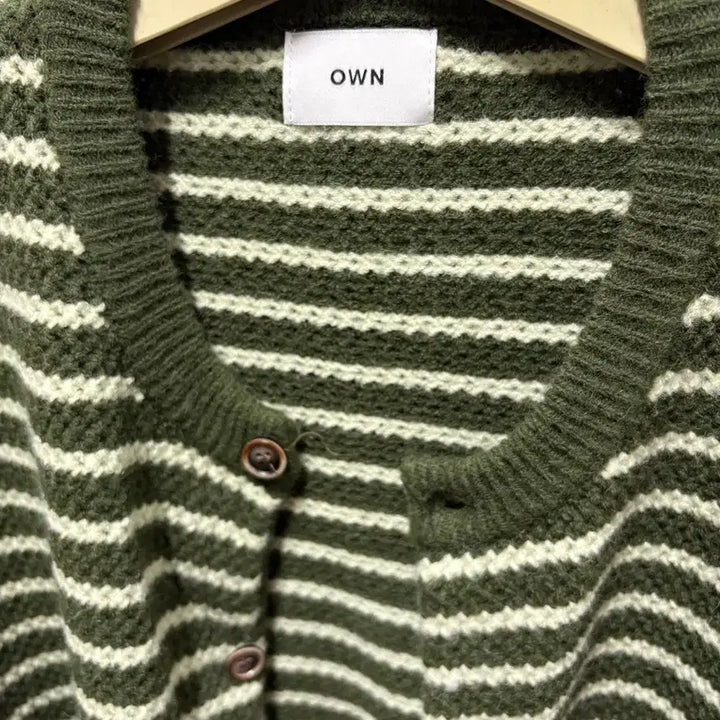 [BUNJANG] Stripe Knit Cardigan / 스트라이프 가디건