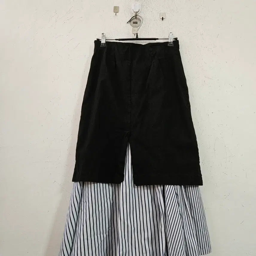 [BUNJANG] Black White Stripe Long Skirt / 블랙 화이트 스트라이프 롱 스커트