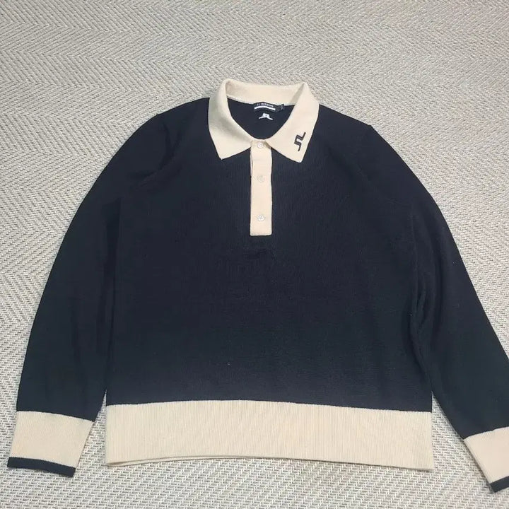[BUNJANG] J.LINDEBERG Golf Wear Knit Polo T-shirt Navy Beige L / L)J.린드버그 골프웨어 니트 폴로 티셔츠 네이비 베이
